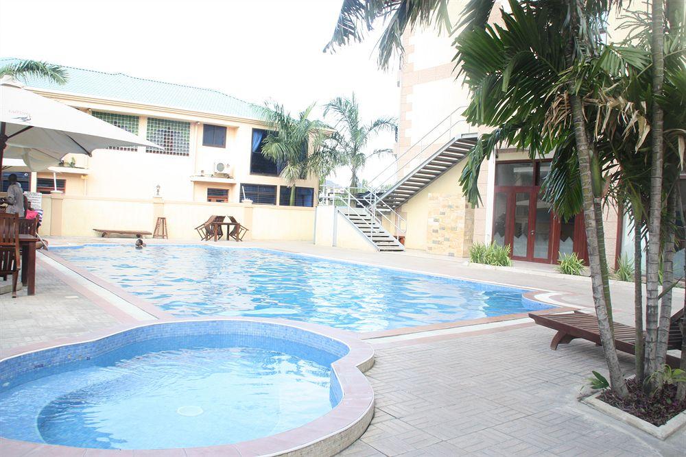 Regency Park Hotel Dar es Salaam Buitenkant foto